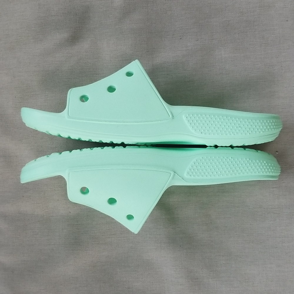 SALE💥CROCS Slides - Picture 6 of 7